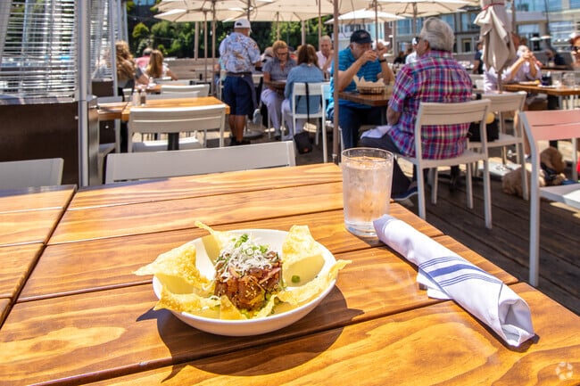 Fresh seafood and stiff cocktails can be enjoyed at Sam’s Anchor Café in Belvedere.