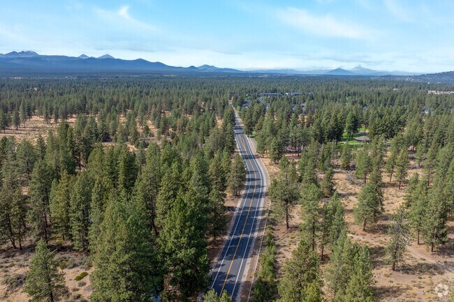 Find beauty in and around the Southeast Bend residential neighborhood.