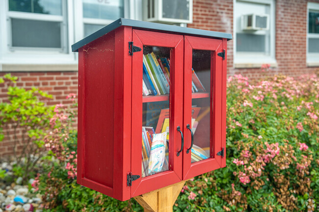 Little Free Library at Lake Hiawatha School.