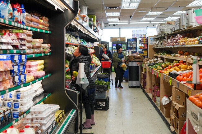 Culmore Supermarket has a vast selection of food options for Bailey's Crossroads residents.