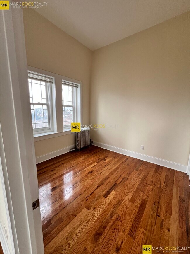 95 Mount Vernon St unit 51, Boston, MA 02108 - photo 5