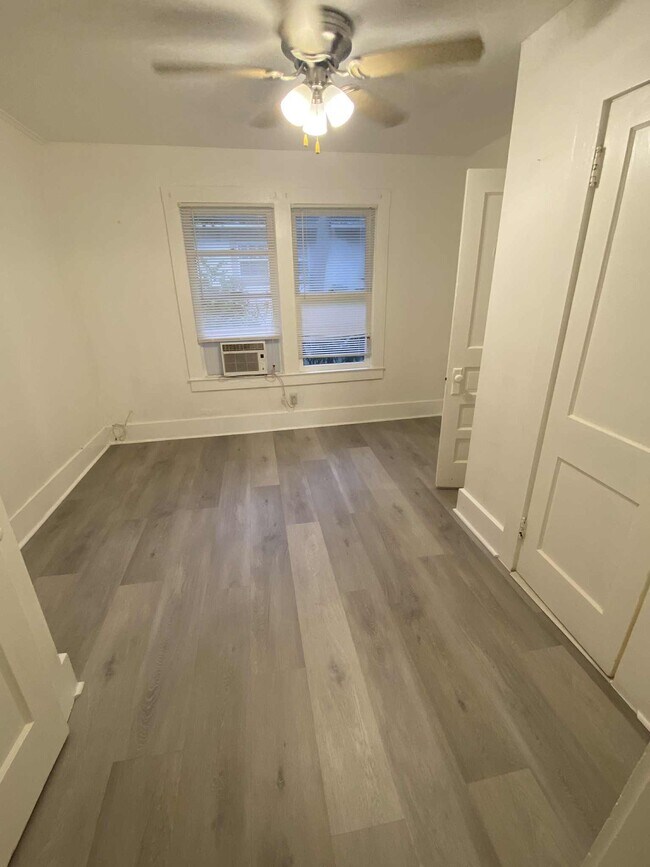 2315 15th Ave Unit 2, VERO BEACH, FL 32960