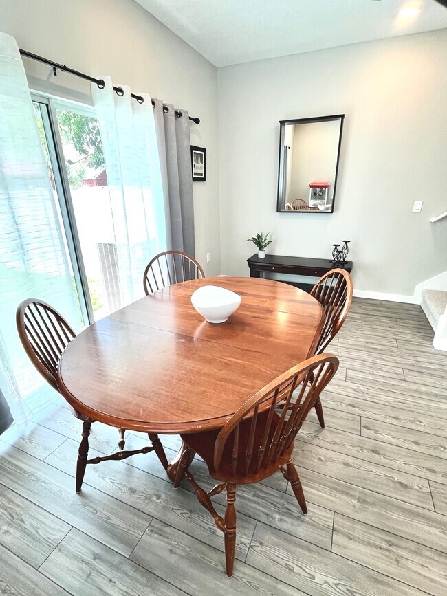 6307 S Roberts Ave, Tampa, FL 33616 - photo 4