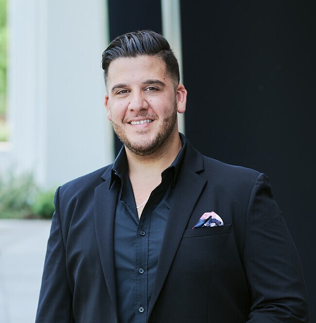 Agent Photo