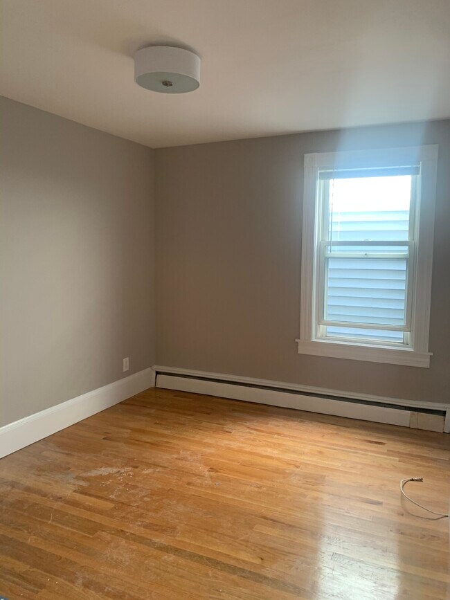 22 Story St unit 2, Boston, MA 02127 - photo 4