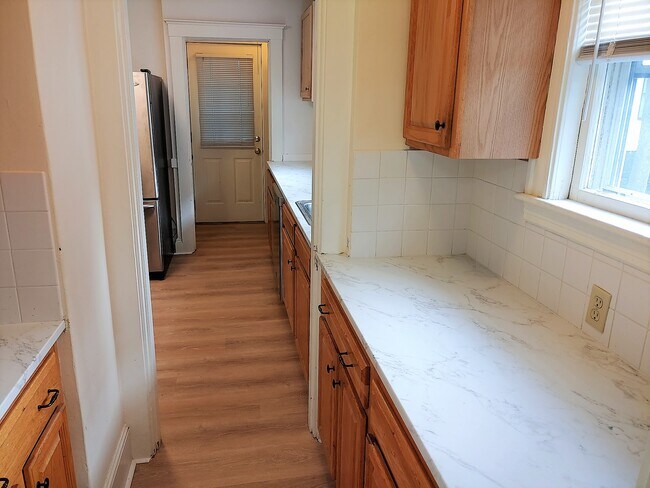 12 Quincy St unit 1, Arlington, MA 02476 - photo 3