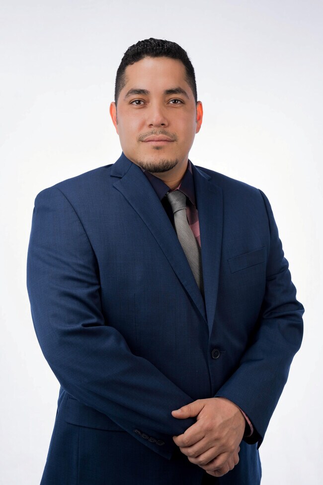 Agent Photo