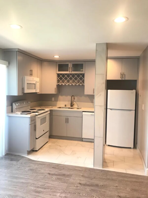2414 S Barrington Ave Unit 101, Los Angeles, CA 90064
