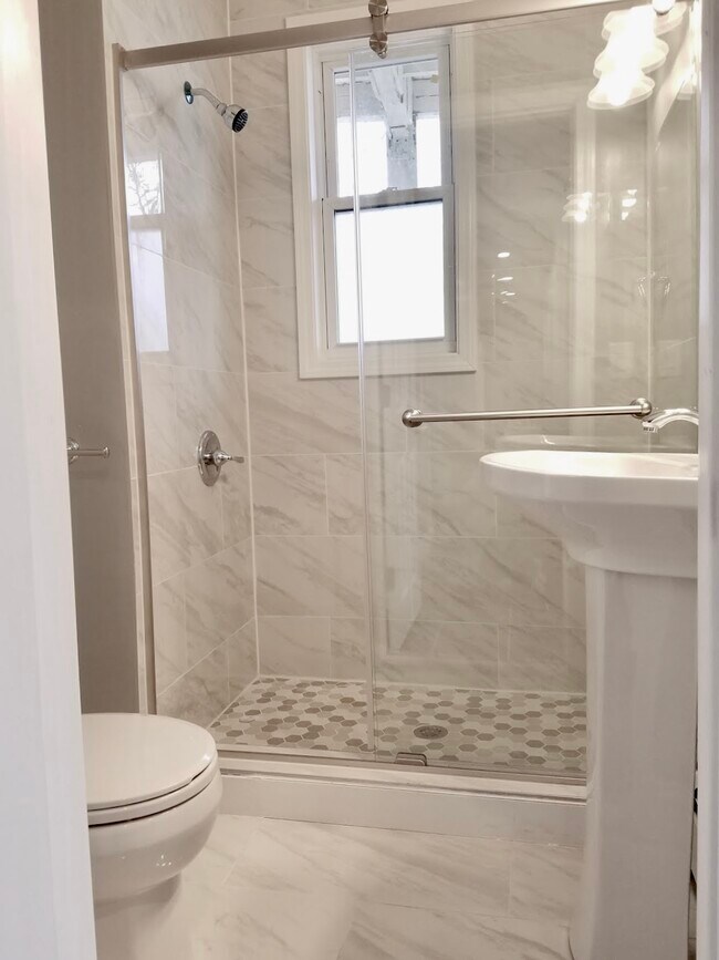 424 Bowdoin St unit 1, Dorchester, MA 02122 - photo 4