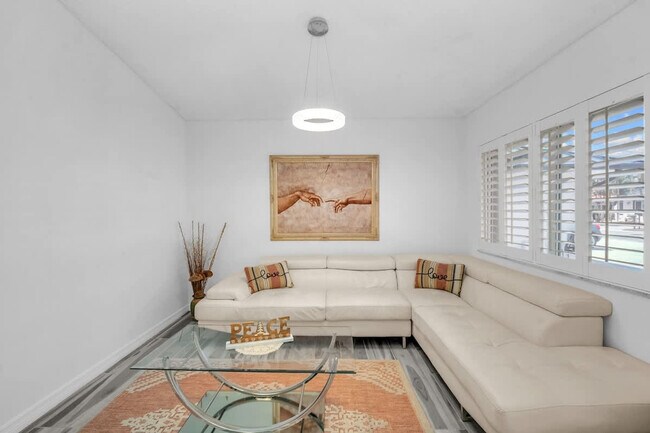 909 NW 135th Ct unit ID1232025P, Miami, FL 33182 - photo 3