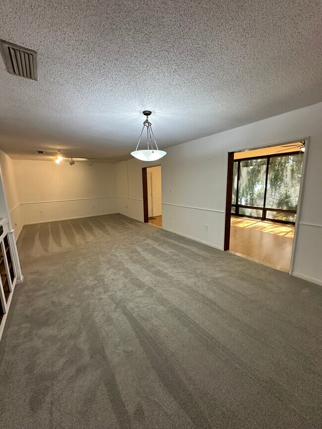 2816 SW 14th Dr, Gainesville, FL 32608 - photo 4