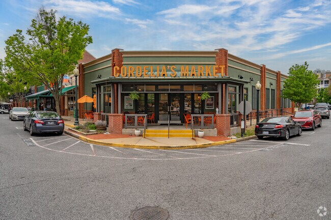 Cordelia's Market is beloved by Mud Island residents.