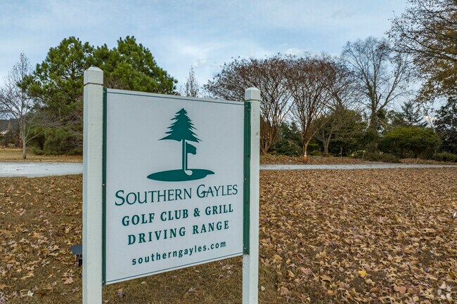 Southern Gayles Golf Club is an 18 hole course in Oak Grove-Pisgah with a grill.