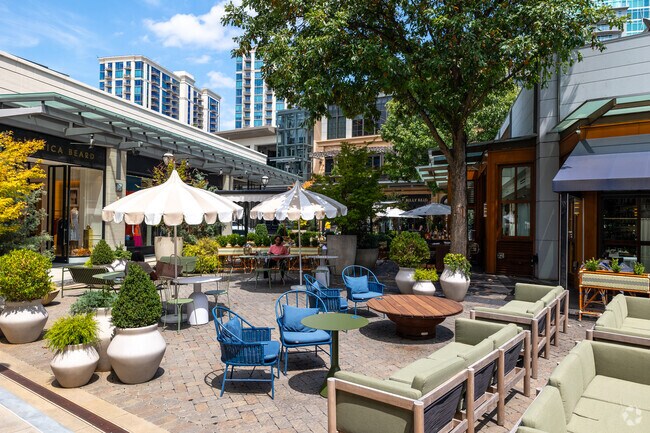 Buckhead Village District has incredible food and shopping close to ITP Sandy Springs.