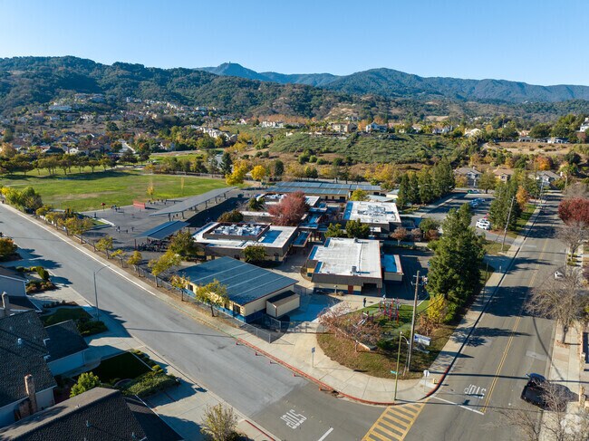 Glenview Serenity students attend Williams Elementary School, celebrated for excellence and strong academics.