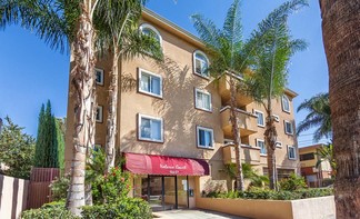 14431 Valerio St, Van Nuys, CA 91405