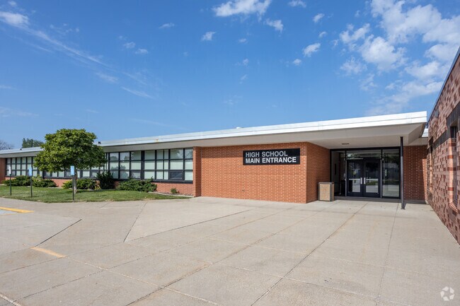 Woodward-Granger Middle School aims to provide quality education to its students.