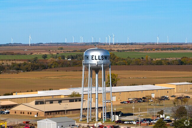 The median list price in Ellsworth is $149,400.