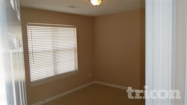 4754 Clayton Crossing Ln, Ellenwood, GA 30294 - photo 7