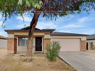 7220 S 2nd Ln, Phoenix, AZ 85041