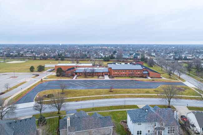 Graham Elementary School has 290 students in grades K-5.