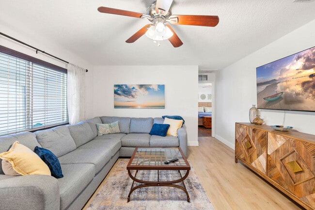 6398 Woodland Blvd N unit ID1366035P, Pinellas Park, FL 33781 - photo 2