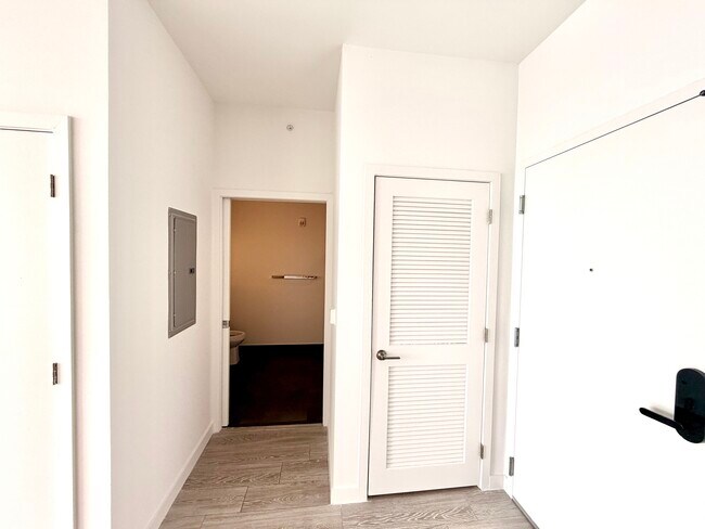 253 NW 31st St unit A2, Miami, FL 33127 - photo 7