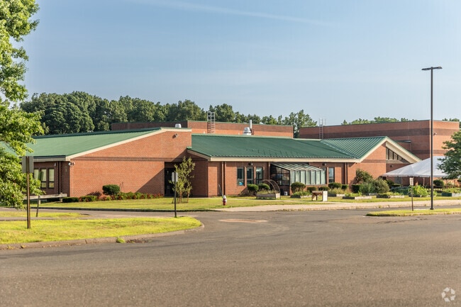 West Springfield Middle School is located in MA.