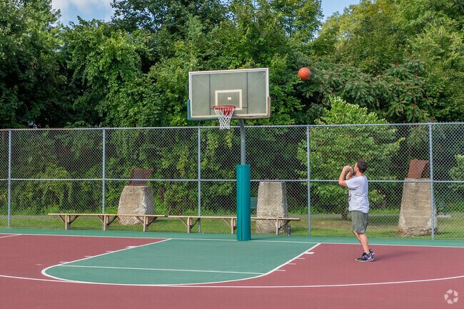 There are basketball courts in many of the local parks in Lloyd.