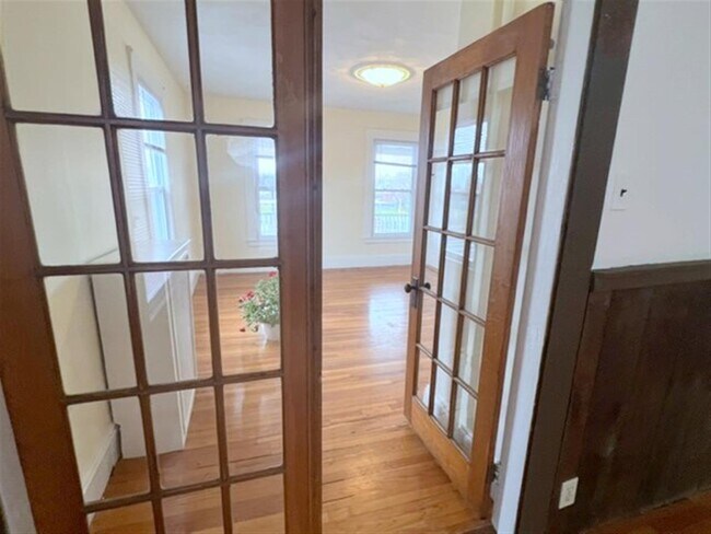 543 Broadway unit 543A, Somerville, MA 02145 - photo 6