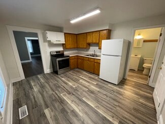 1406 Lansing Ave Unit 1406, Jackson, MI 49202