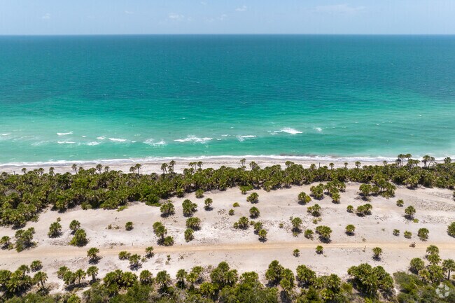 Nearby Manasota Key and Gulf Beach offer amazing scenery and pristine beaches on the Gulf.