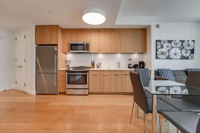 625W W 57th St unit ID1339746P, New York, NY 10019 - photo 6