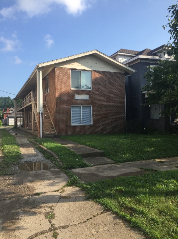 737 10th Ave Unit 4, Huntington, WV 25701