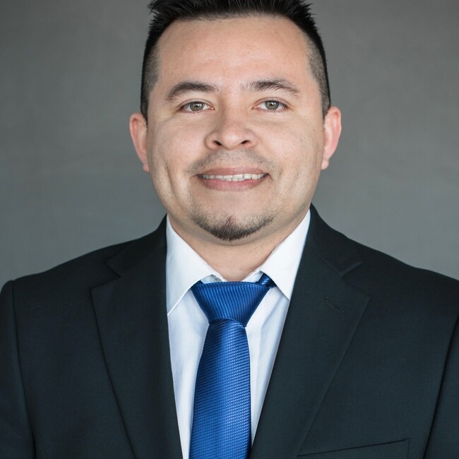 Agent Photo