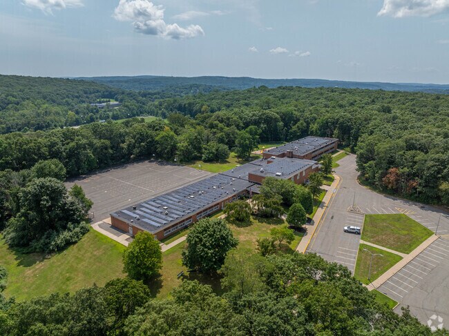 Students of Hopatcong can attend Durban Avenue Elementary School.