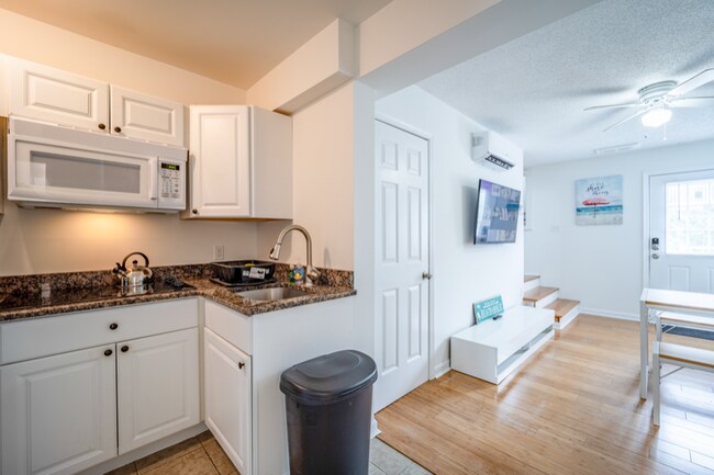 7200 Coastal Hwy unit D, Ocean City, MD 21842 - photo 6