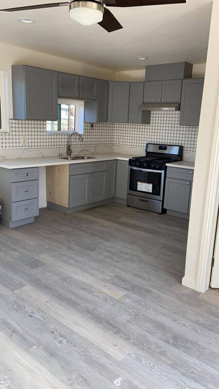519 W 219th St, Carson, CA 90745