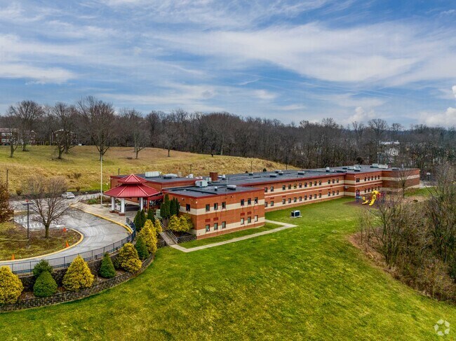 State Street Elementary School is a public K-5 school and is rated C+ by Niche.