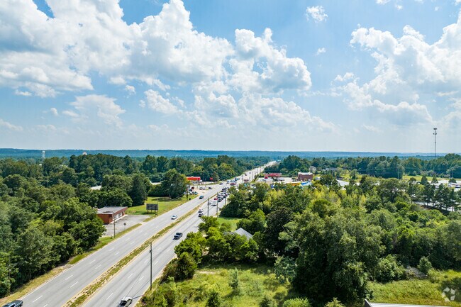 Residents can use Tobacco Road for easy access to other parts of Augusta.