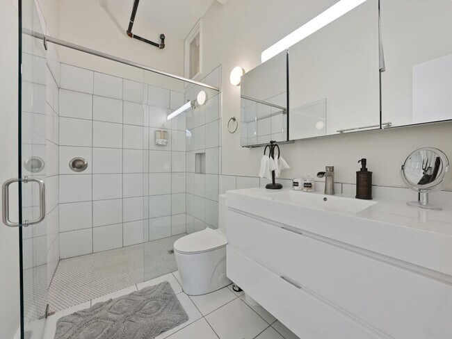 111 W Elder St unit ID1056040P, Cincinnati, OH 45202 - photo 7