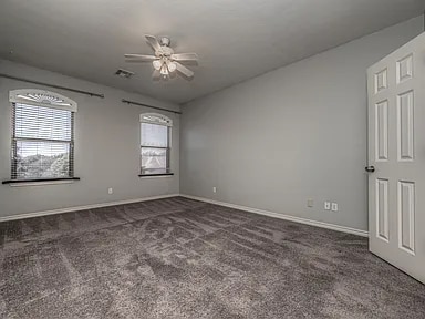 204 S Riverside Dr, Moore, OK 73160 - photo 5