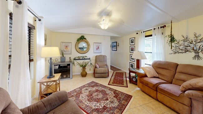 4094 Meadow View Dr, Boynton Beach, FL 33436 - photo 2