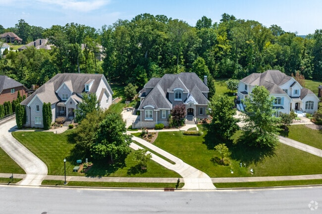 You can enjoy the wooded lots in Franklin Tennessee.