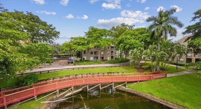 1885 Palm Cove Blvd unit Verano, Delray Beach, FL 33445 - photo 7