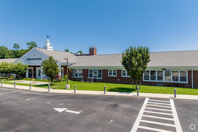 This is the front of Wading River School.