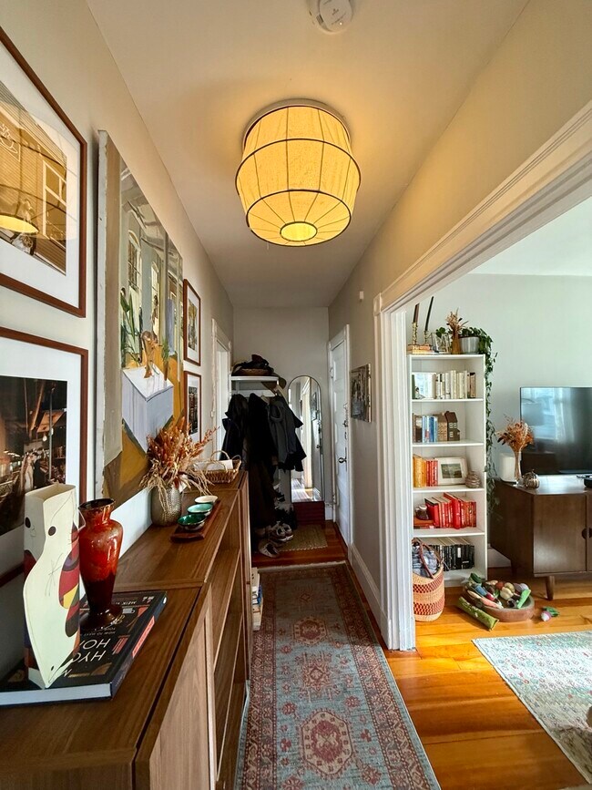 7 Eustis St, Cambridge, MA 02140 - photo 4