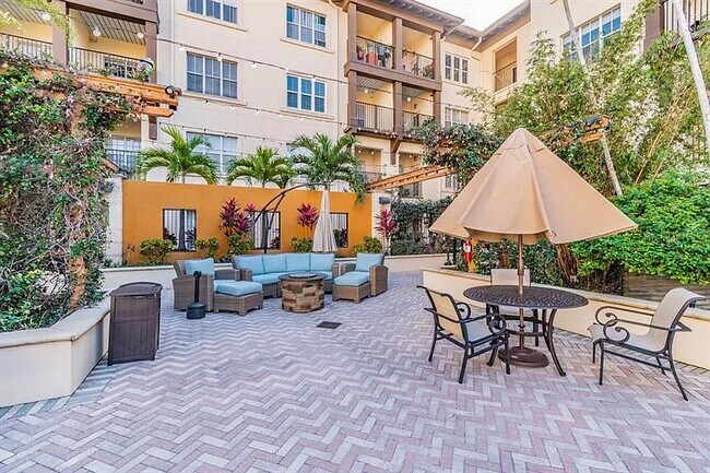 Madison at St. Petersburg unit 227, Saint Petersburg, FL 33701 - photo 5