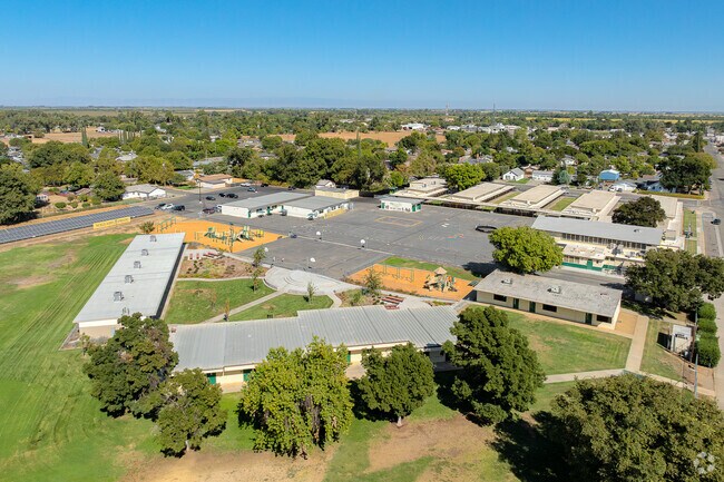 Children thrive at Murdock Elementary School.
