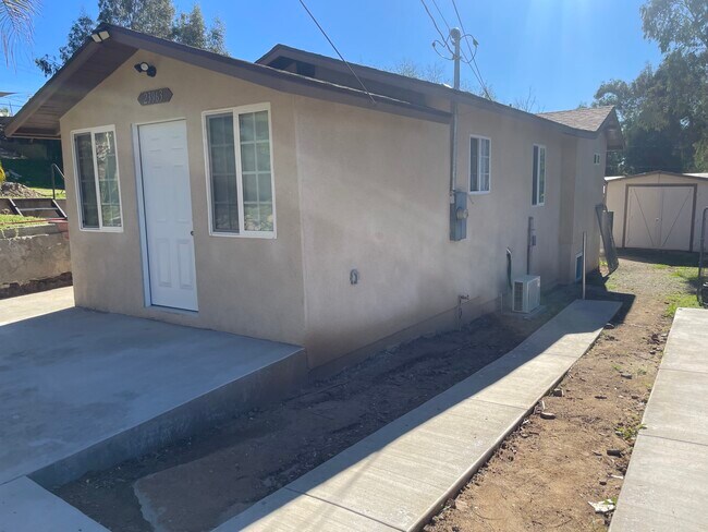 23963 Lodge Dr, Sun City, CA 92587 - photo 5